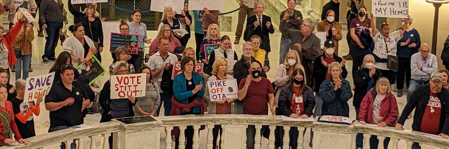 PikeOffOTA - Rally at the Capitol - Homeowners Holding Signs